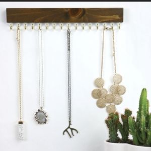 Wall Mount Jewelry Organizer / Nacklace Holder